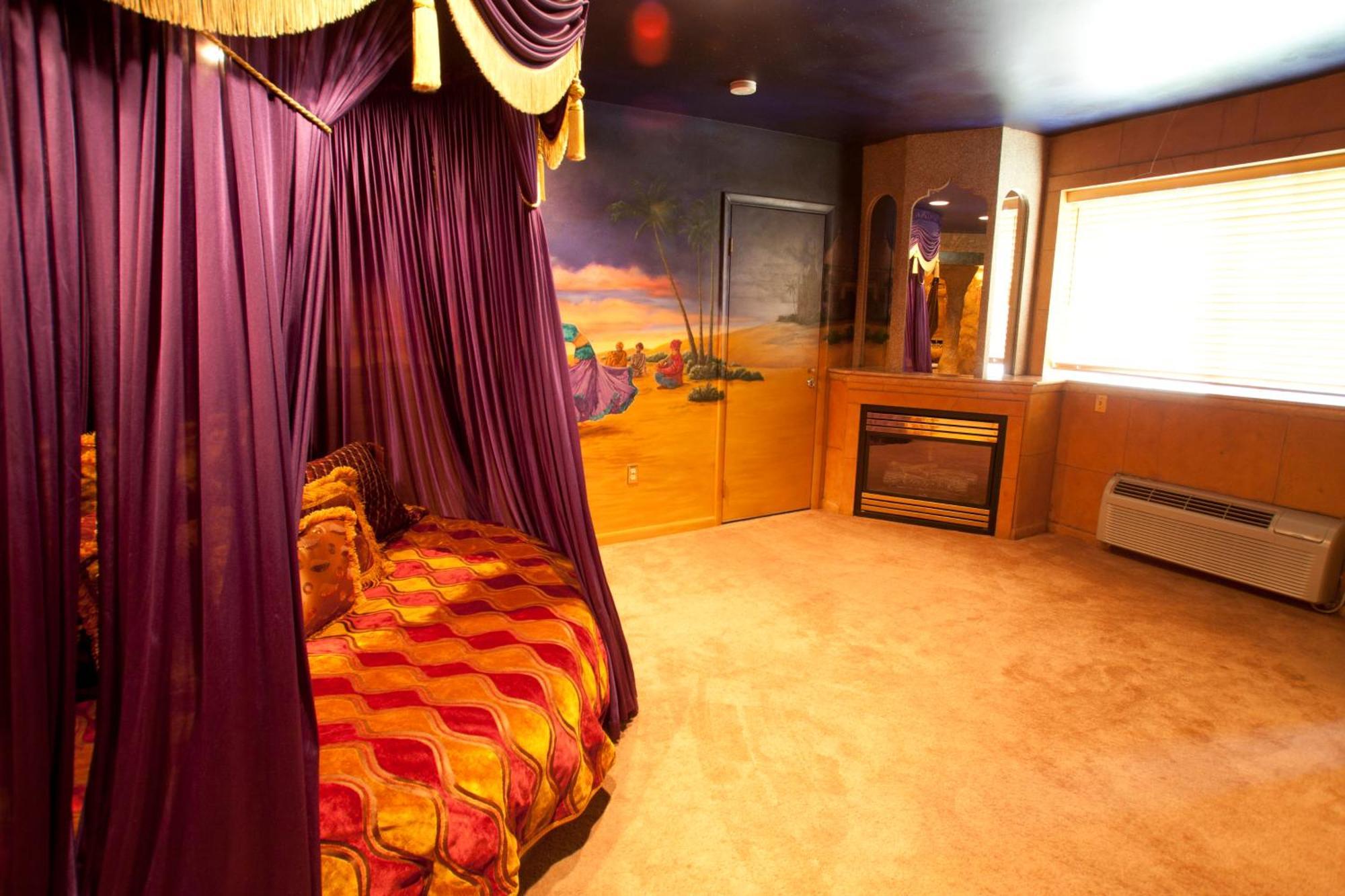 Black Swan Inn Luxurious Theme Rooms Pocatello Rum bild