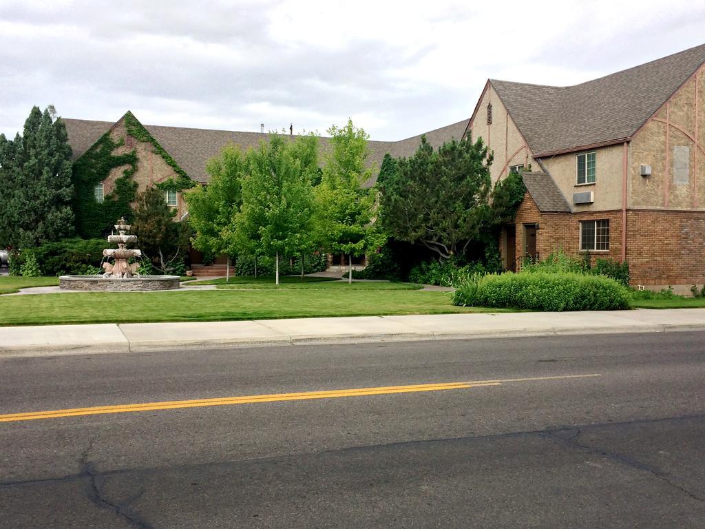 Black Swan Inn Luxurious Theme Rooms Pocatello Exteriör bild