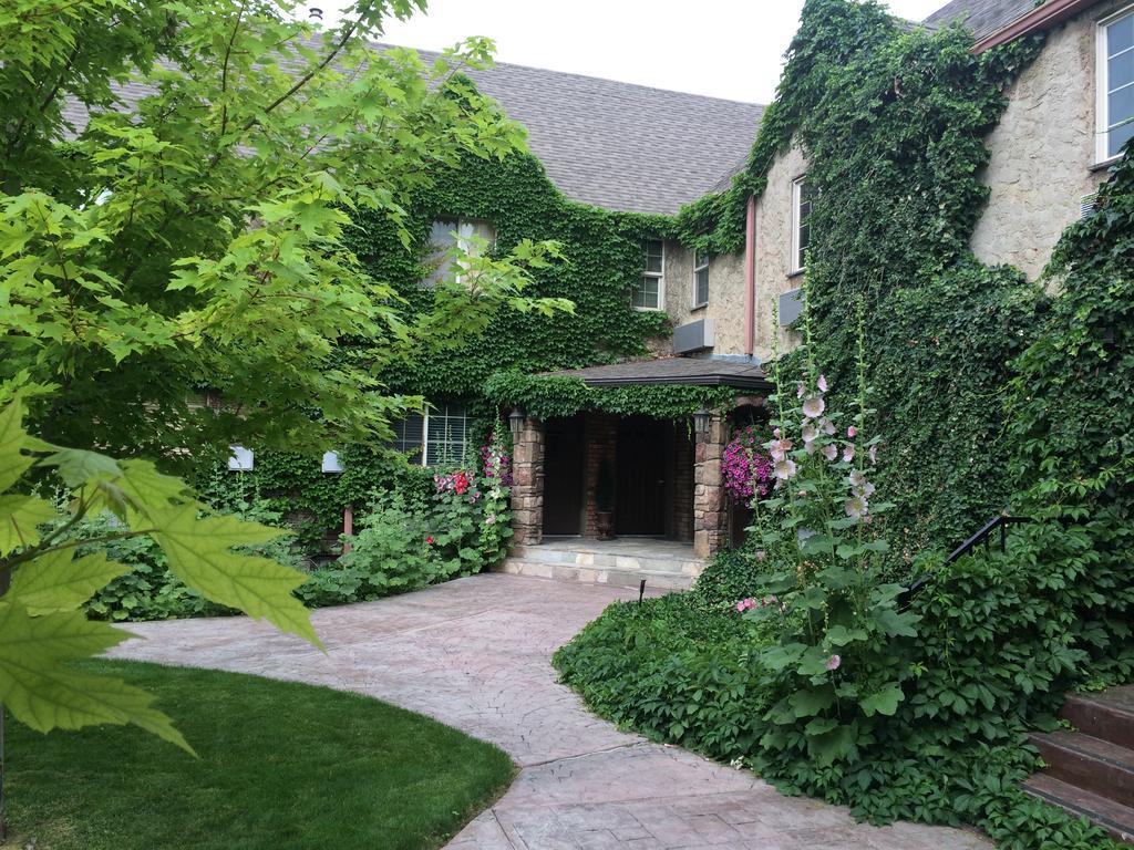 Black Swan Inn Luxurious Theme Rooms Pocatello Exteriör bild