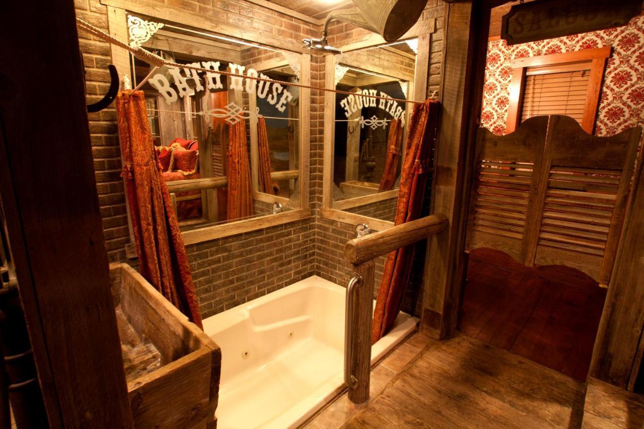 Black Swan Inn Luxurious Theme Rooms Pocatello Exteriör bild